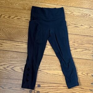 athleta salutation stash pocket cut out 7/8